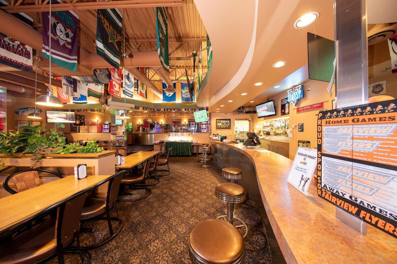 Dunvegan Inn & Suites Fairview 외부 사진